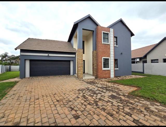 4 BEDROOM HOUSE FOR SALE IN MELODIE